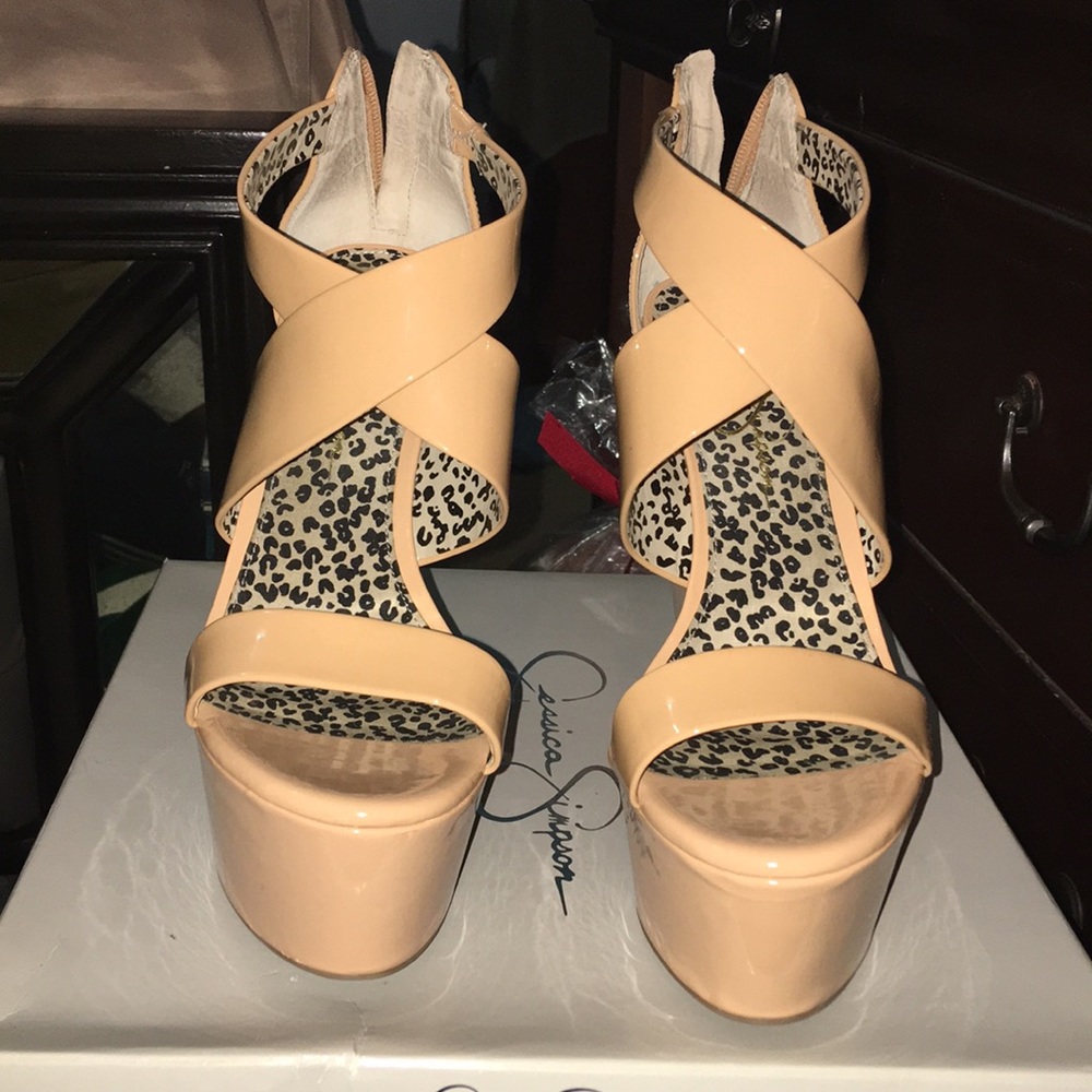 Jessica Simpson Wedges